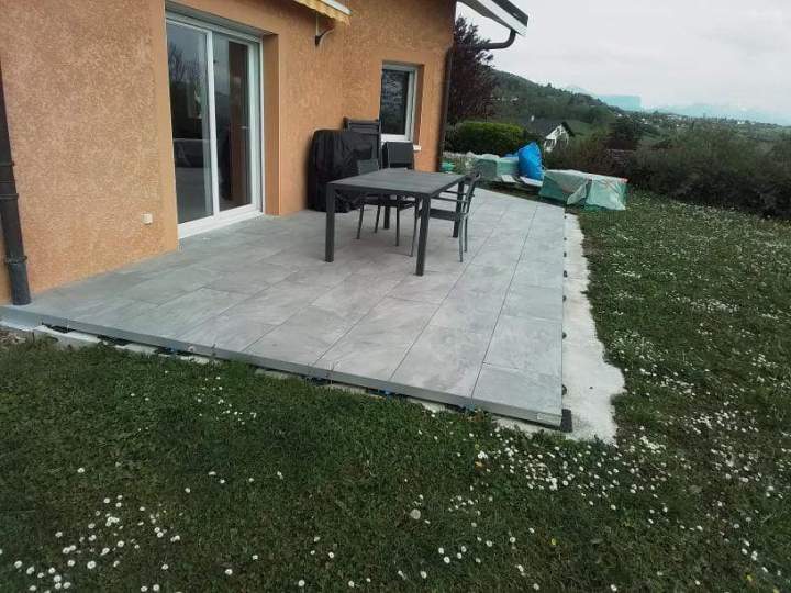 Pose de carrelage et revêtements pour sols et murs